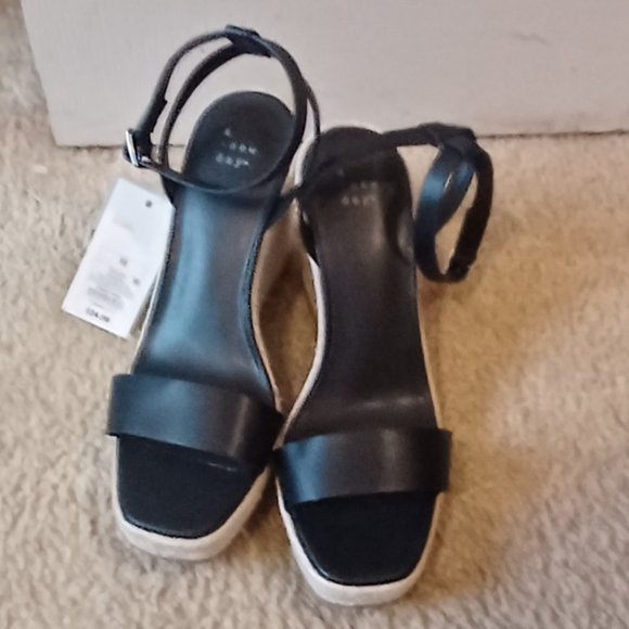 A . NEW DAY - Picture 4 of 4